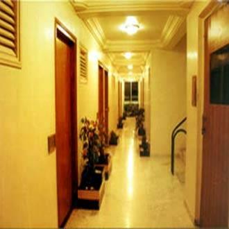 Hotel Aditya Rajkot Εξωτερικό φωτογραφία